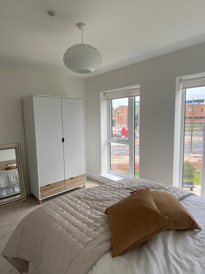 Apartment Fruit Market Hull *